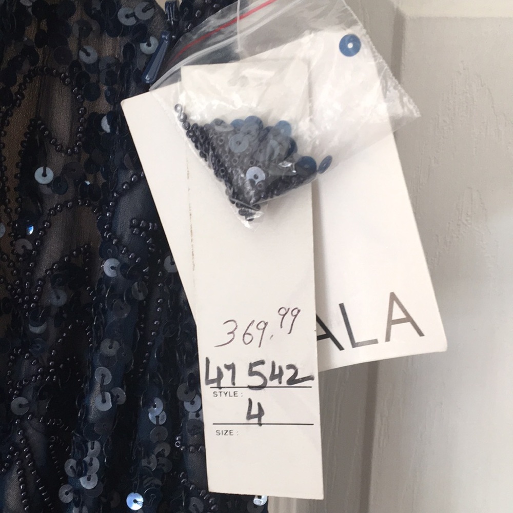 Scala prom dress NWT sapphire sequin beaded gown - Picture 6 of 9